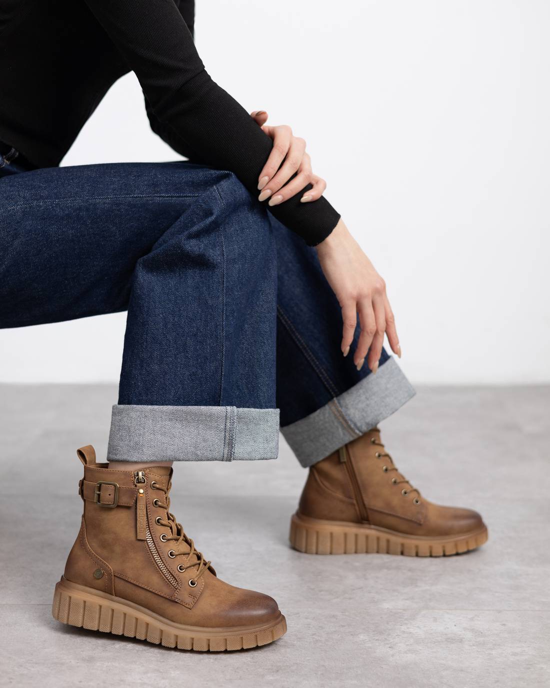 Botin de mujer plano Refresh 17321003 - Image 5