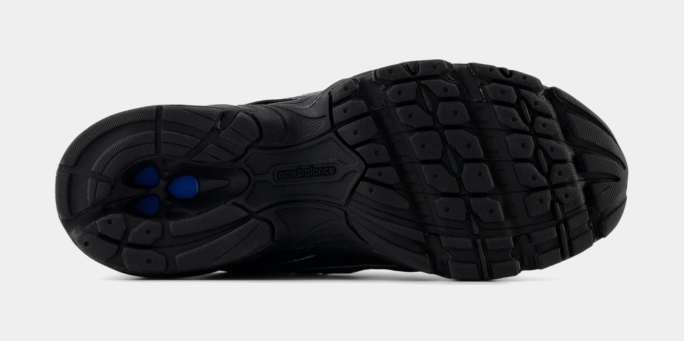 740 Mens Running Shoes (Black/Metallic Silver) - Image 4