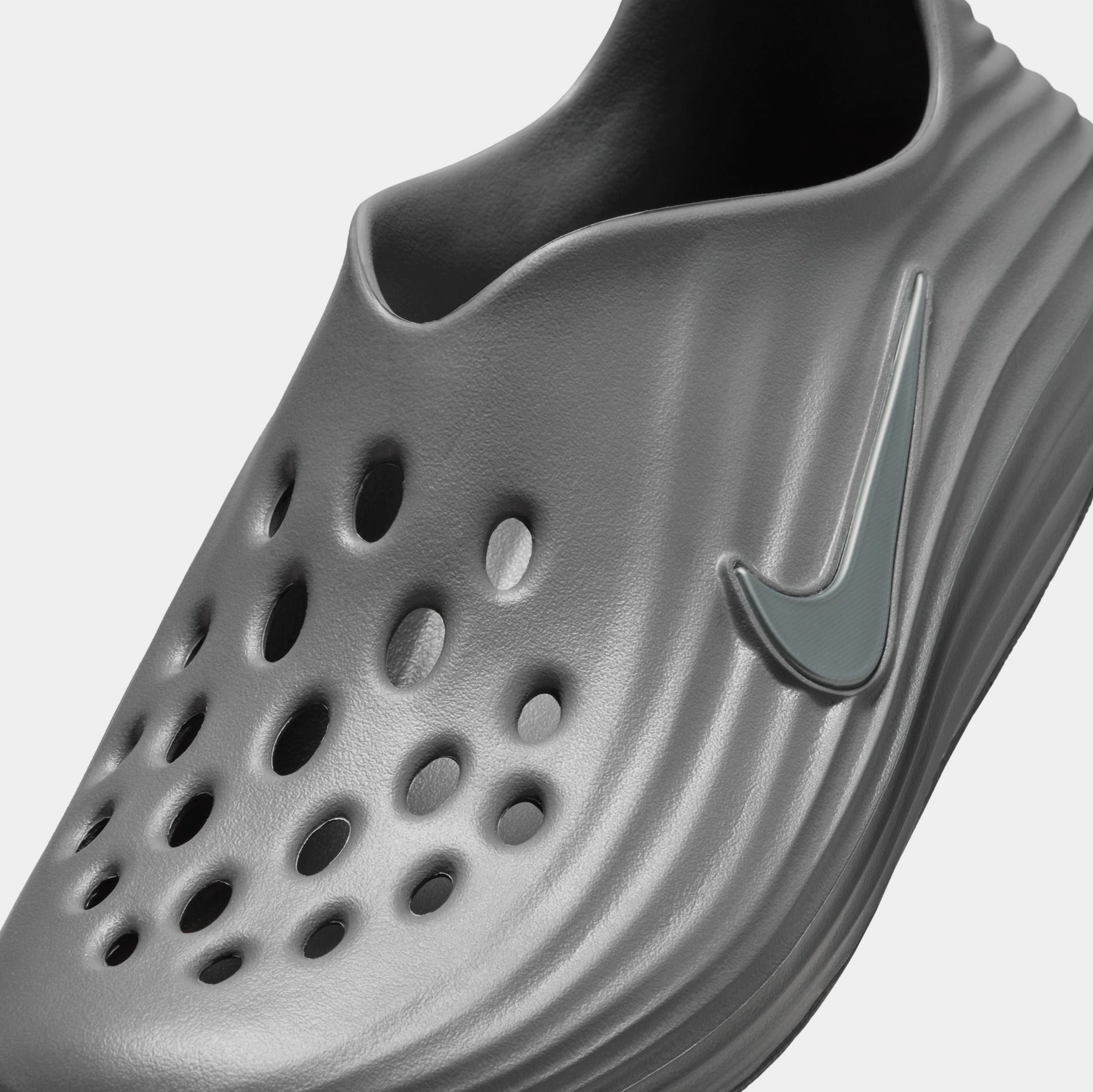 ReactX Rejuven8 Mens Sandals (Smoke Grey/Smoke Grey) - Image 5