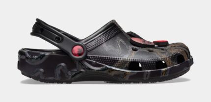 Stranger Things Classic Clog Mens Sandals (Black/Red)