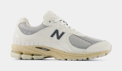 2002R Mens Running Shoes (White/Beige)