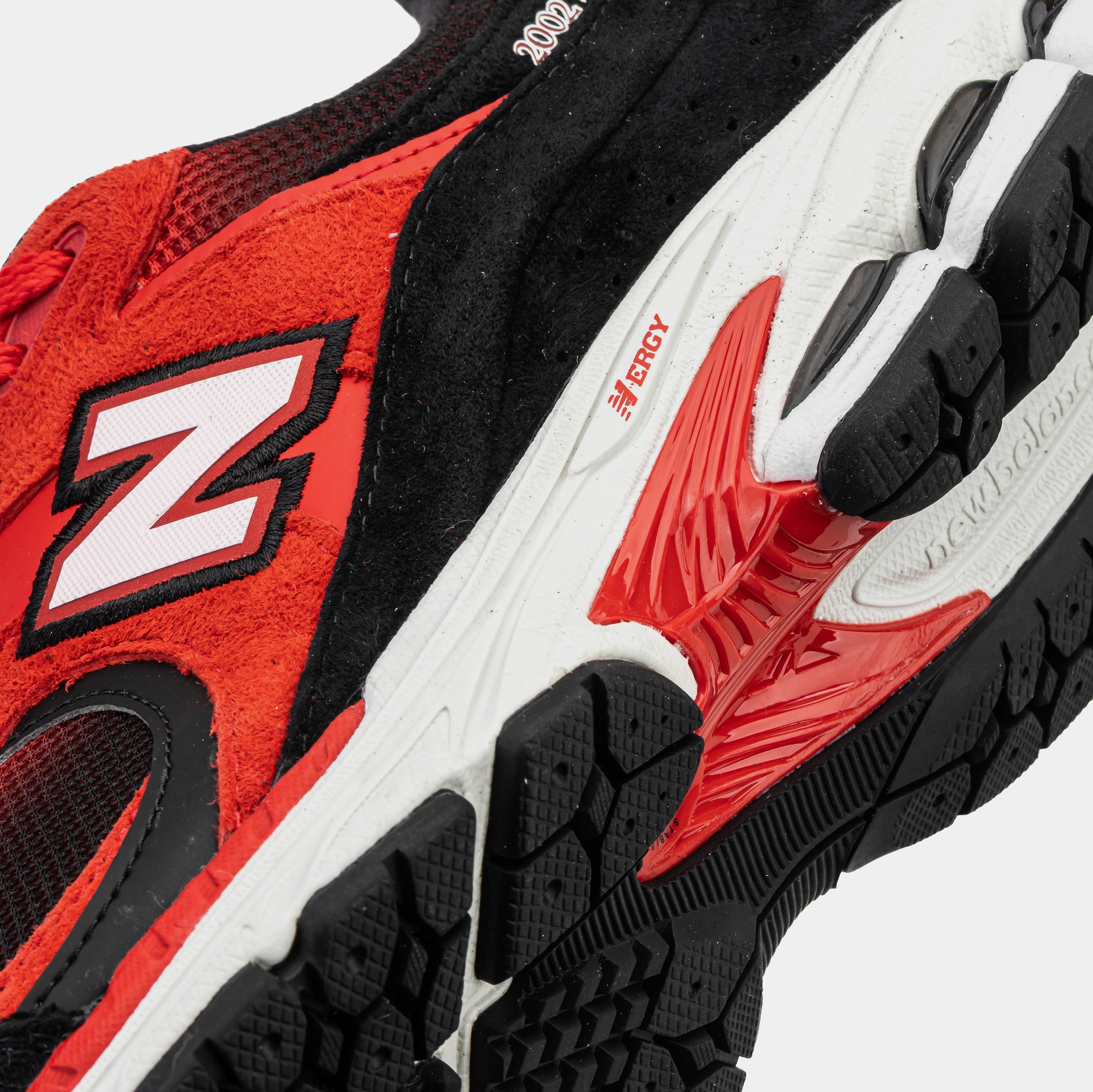 2002R Mens Running Shoes (True Red/Black) - Image 3