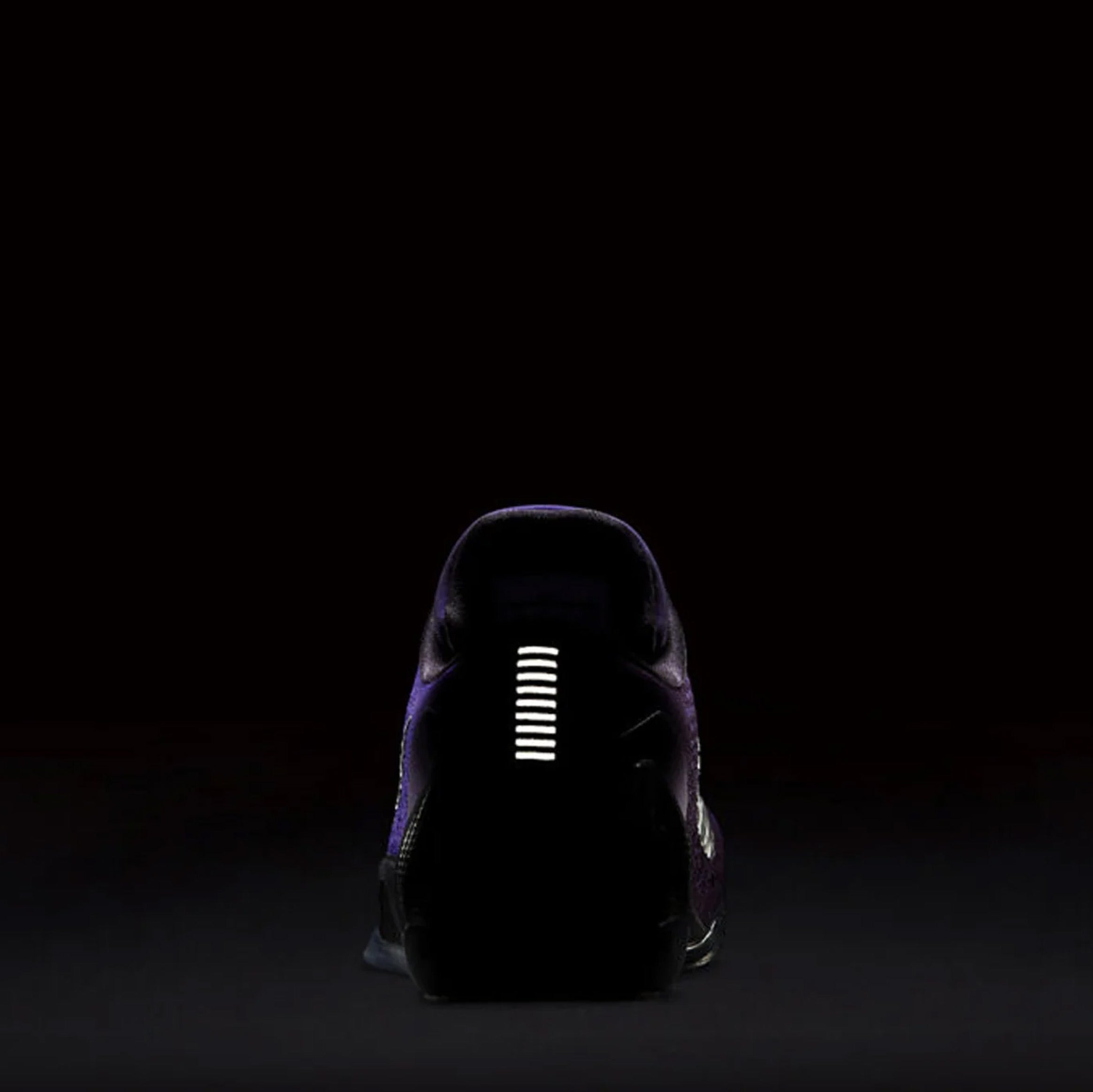 Kobe 9 Elite Low Moonwalker Mens Basketball Shoes (Hyper Grape/White/Cave Purple) - Image 3