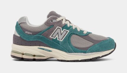 2002R Mens Running Shoes (New Spruce/Magnet)