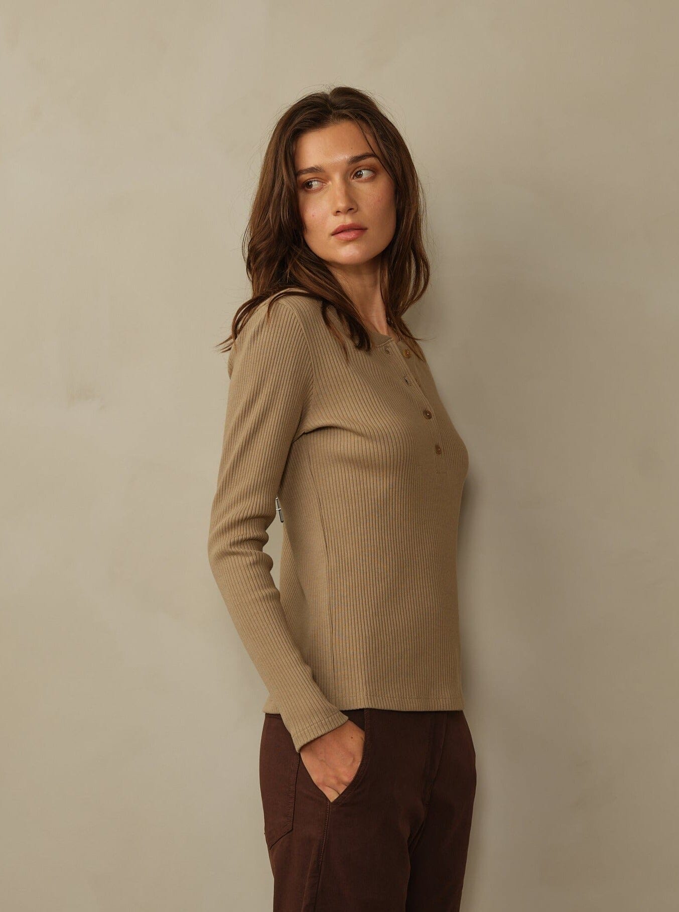 Women's Tasmen Ribbed Henley - Image 3