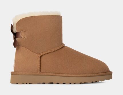 Mini Bailey Bow II Womens Boots (Chestnut)