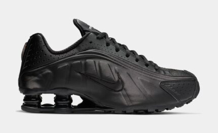 Shox R4 Womens Running Shoes (Black/Black)