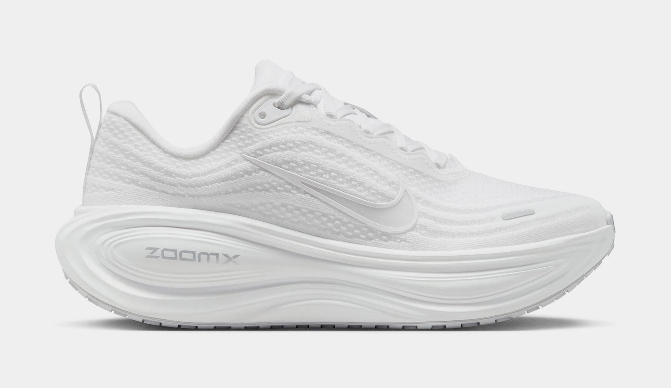 Vomero Plus Womens Running Shoes (White/Summit White/Photon Dust)