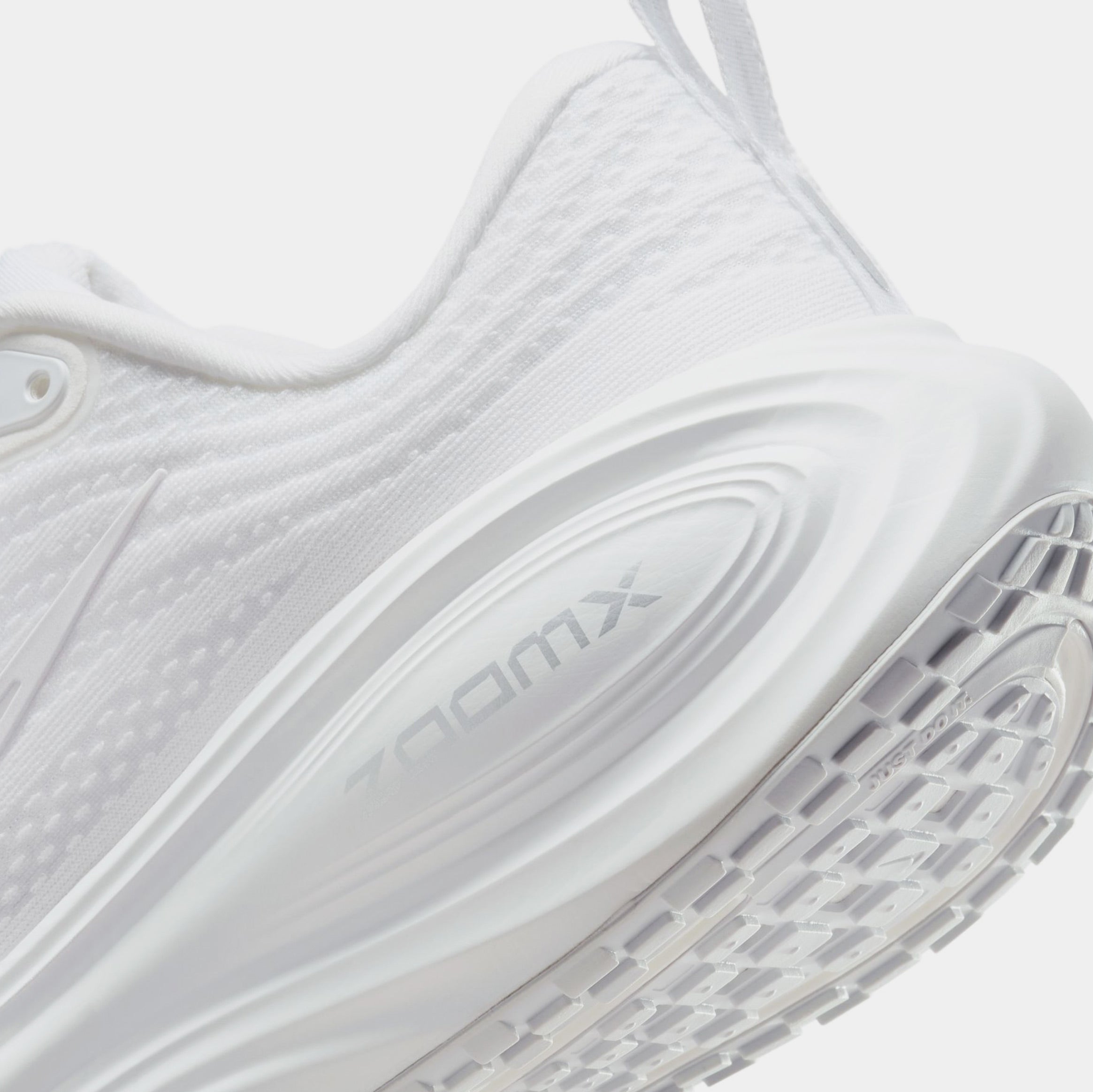Vomero Plus Womens Running Shoes (White/Summit White/Photon Dust) - Image 6
