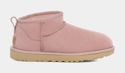 Classic Ultra Mini Womens Boots (Pink)