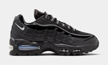 Air Max 95 Womens Running Shoes (Black/Reflect Silver/White/Metallic Silver)