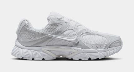 V5 RNR Womens Running Shoes (White/Black/Metallic Silver/White)