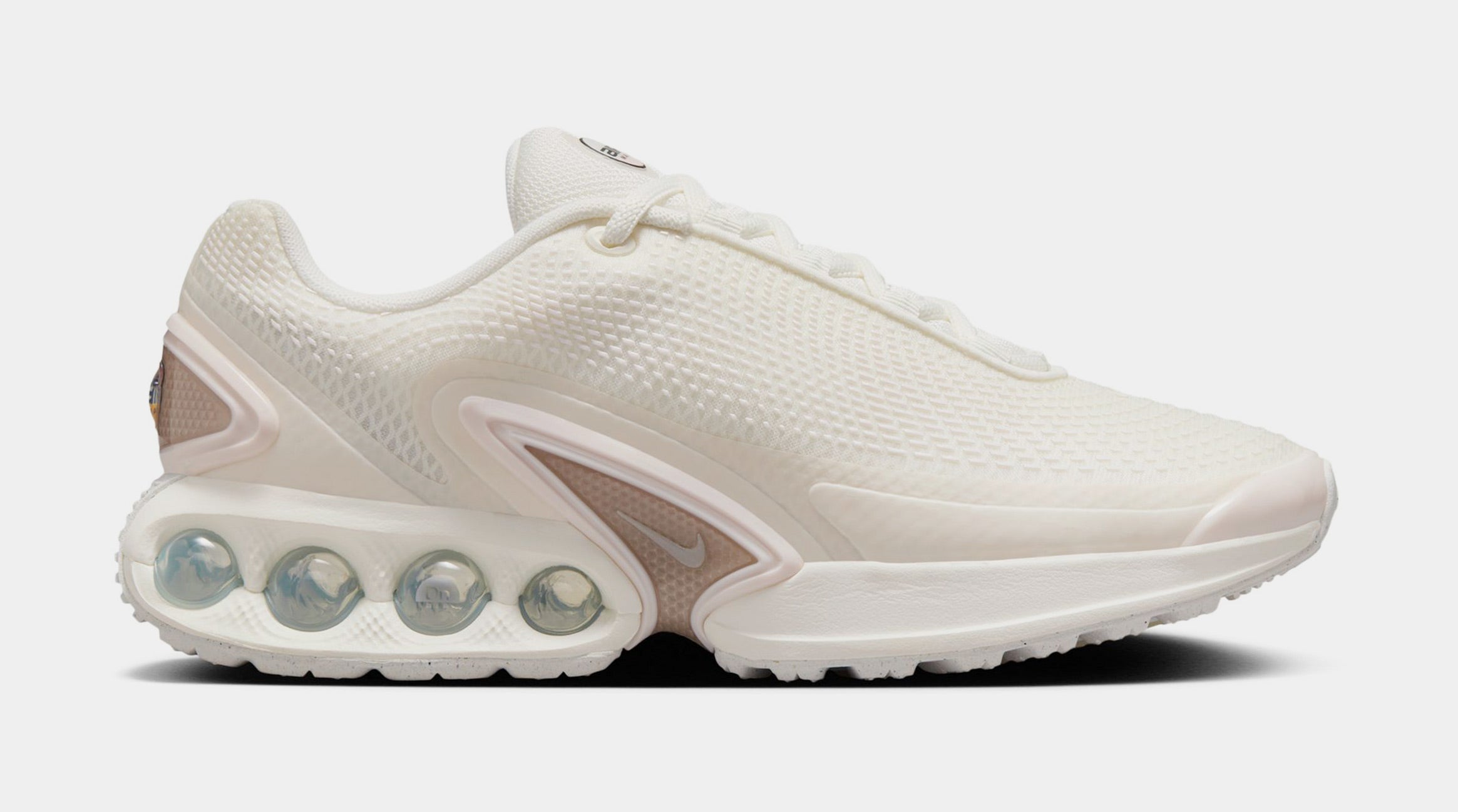 Air Max DN SE Womens Running Shoes (Sail/Fossil Stone/Metallic Silver/Light Soft Pink)